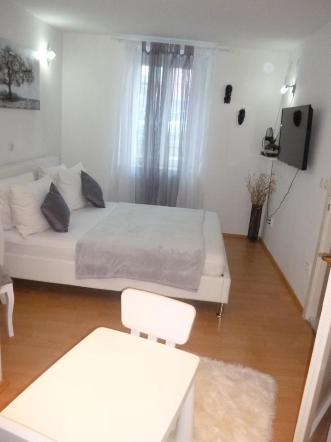 House Niko Apartment คาชเตลา ภายนอก รูปภาพ