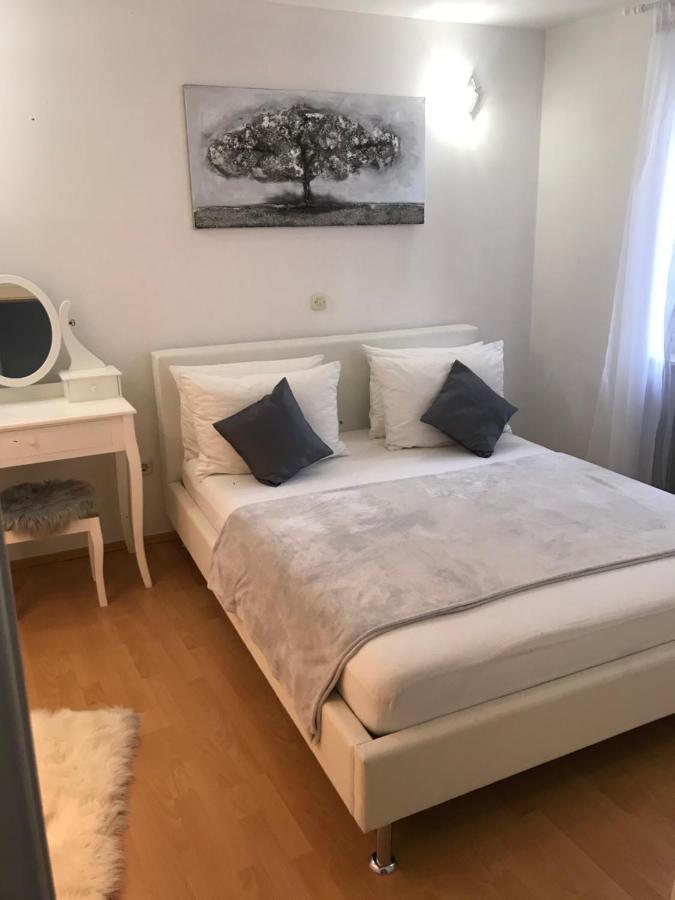House Niko Apartment คาชเตลา ภายนอก รูปภาพ