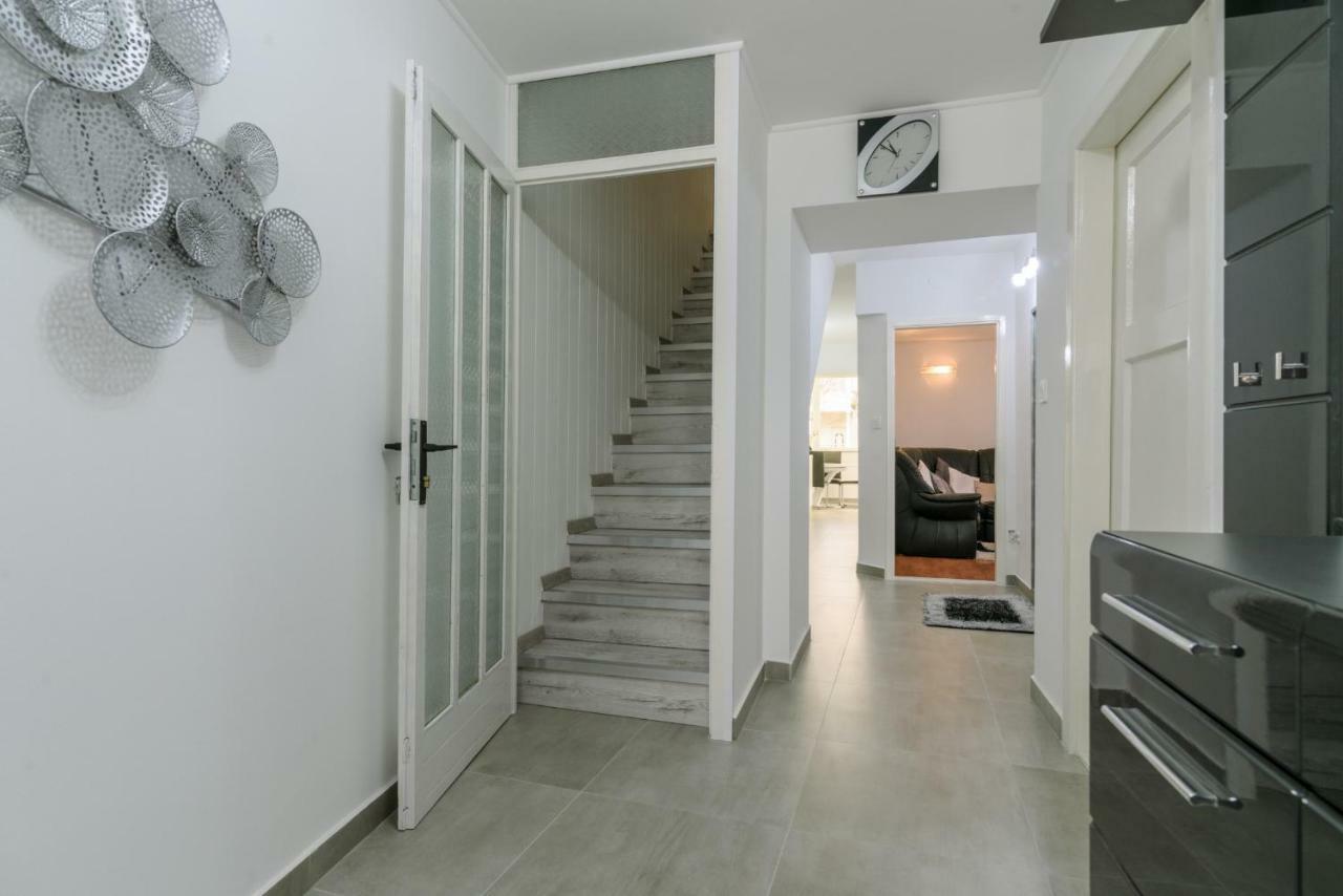 House Niko Apartment คาชเตลา ภายนอก รูปภาพ